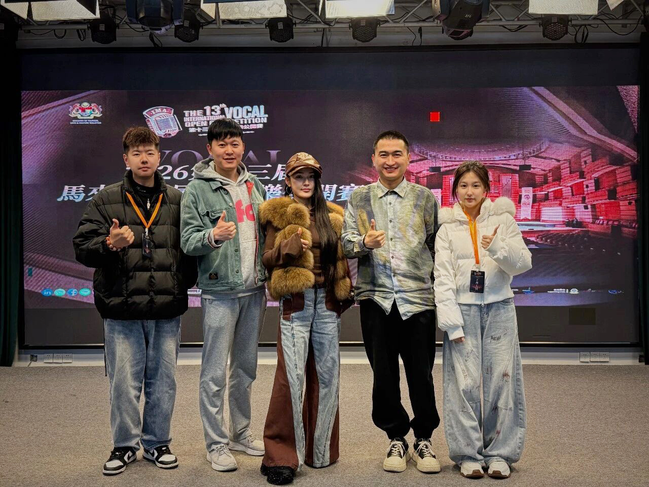 声乐赛事舞台现场